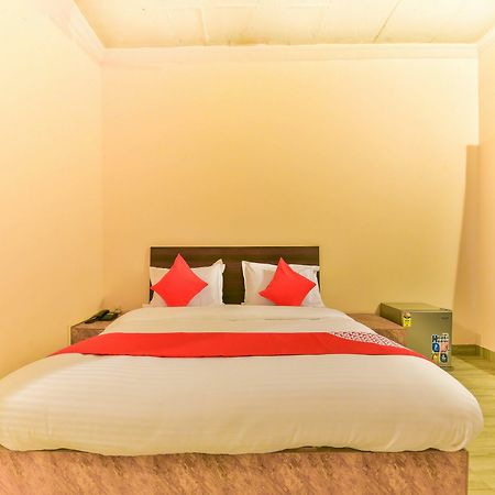 Oyo 15836 Pleasure River Front Resort Tuem Exterior foto